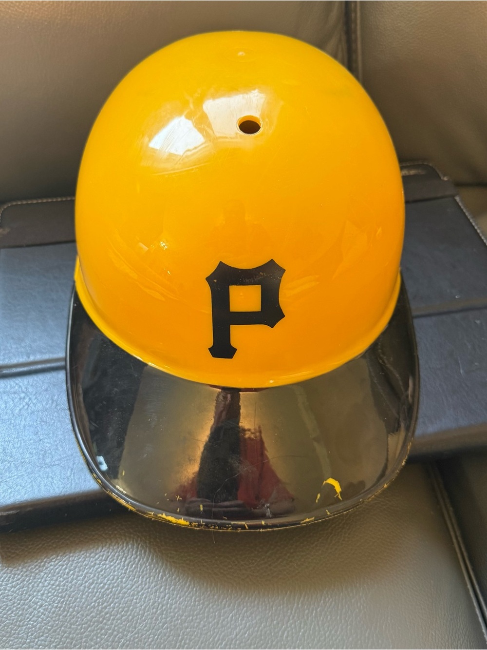 Pittsburgh Pirates Vintage-Style Batting Helmet - Yellow & Black